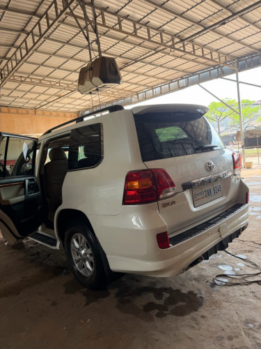 Landcriser 08 V6