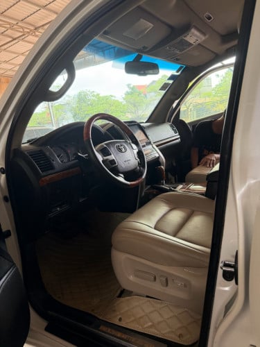 Landcriser 08 V6