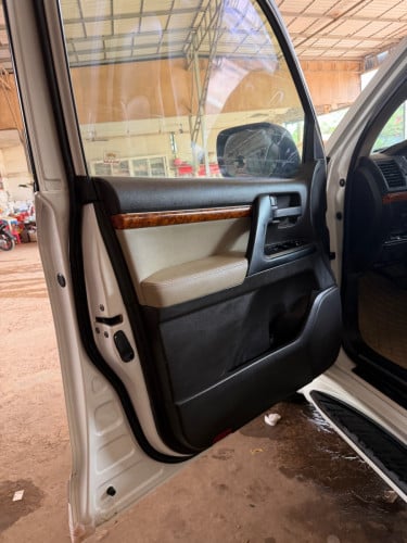 Landcriser 08 V6