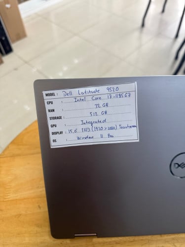 Latitude 9520 , ជំនាន់ទី11 G7 touchscreen