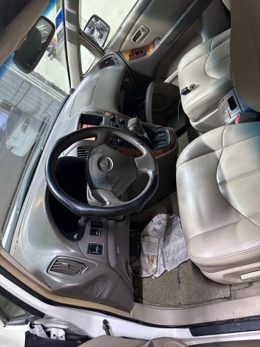 LexusRX 300ឆ្នាំ 2000ប៉ុង2