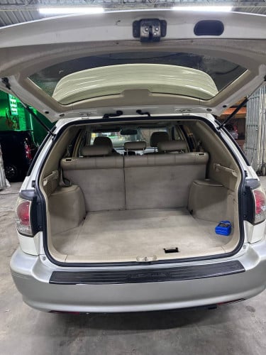 LexusRX 300ឆ្នាំ 2000ប៉ុង2