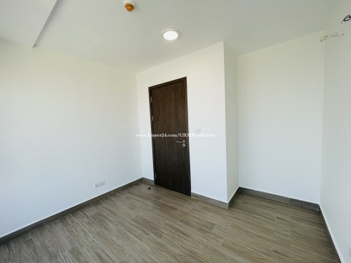 LOFT Unit Selling at Loss 2 Beds and 2 Baths for Sale in Urban Village Phase 2