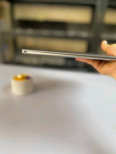 Macbook Year2016-12inch-512GB