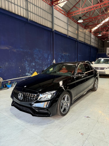 Mercedes Benz C300 AMG Line