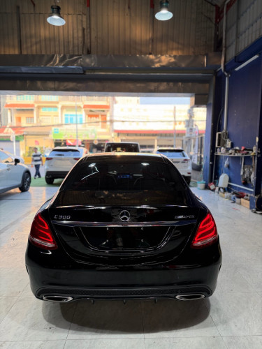 Mercedes Benz C300 AMG Line