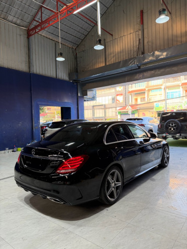 Mercedes Benz C300 AMG Line