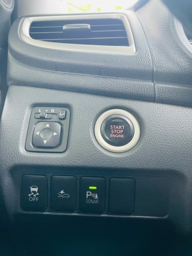 Mitsubishi Pajero sport ម៉ាស៊ីន​ ម៉ាស៊ូត​ អូតូកាប់ពីតាស់