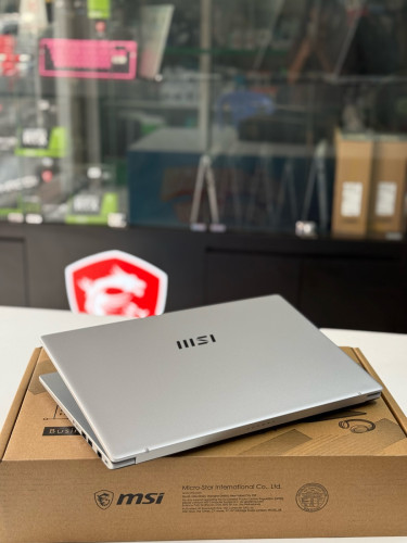 MSI Modern15 I5-13t 8GB-512G-15.6”