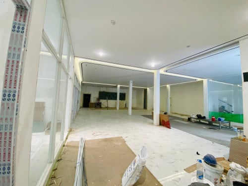 Nice Commercial Showroom For Rent In Toul Kork On busy Raod 2min from TK Avenue