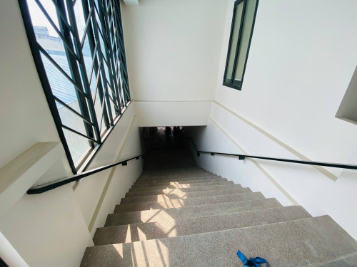 Nice Commercial Showroom For Rent In Toul Kork On busy Raod 2min from TK Avenue