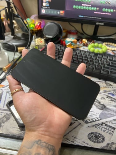 Oppo Reno 14 5G / ram12g+12g / 256g / ក្រុមហ៊ុនសុីម 2 សុំណុំហ្សុីនណែន លក់តំលៃក្រោមទីផ្សារ 265$ ដាច់