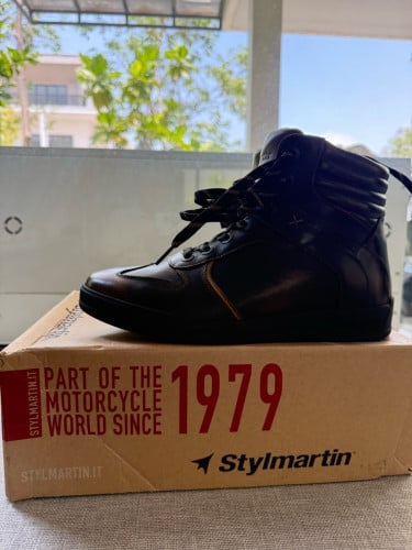 STYLEMARTIN IRON BOOTS FOR SALE