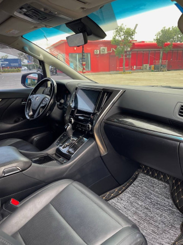 Toyota Alphard 2021(ឆ្នាំសុីន) លក់តម្លៃល្អចរចារ