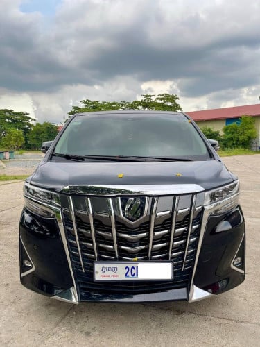 Toyota Alphard 2021(ឆ្នាំសុីន) លក់តម្លៃល្អចរចារ