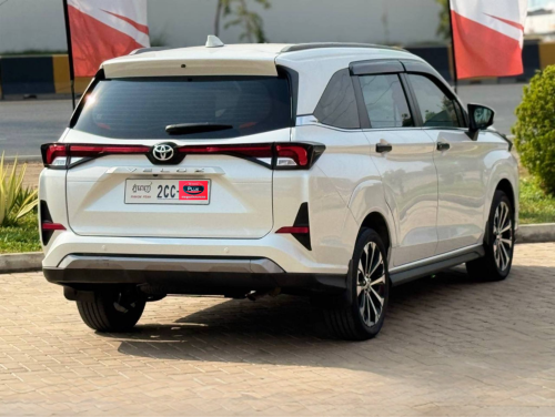TOYOTA VELOZ 2025