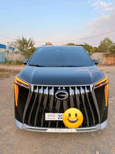 ឡានថ្មី