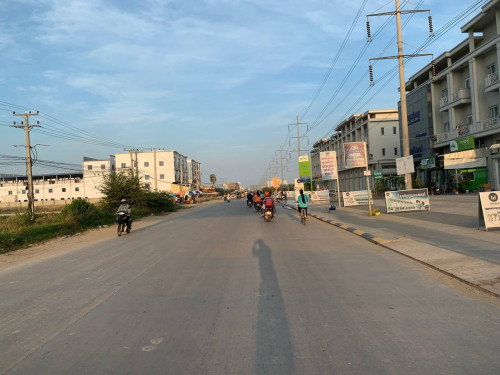 ផ្ទះអាជីវកម្មលក់
