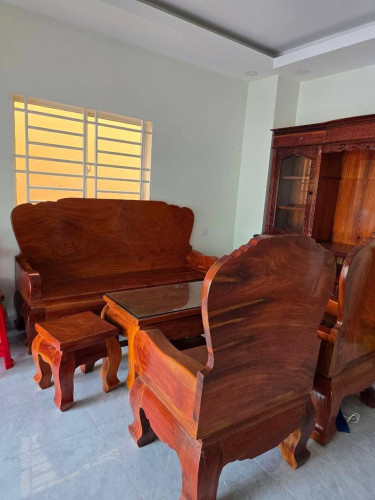 ផ្ទះសម្រាប់ជួល