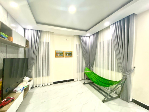 ផ្ទះវីឡាភ្លោះ លក់130,000$ ចរចារ