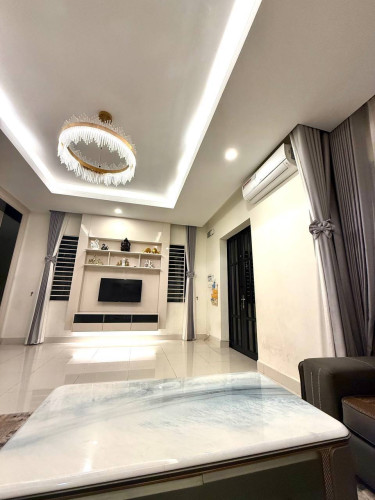 វីឡាភ្លោះ(A)សម្រាប់លក់🏡• ទីតាំង បុរី ប៉េង ហួត បឹងស្នោ