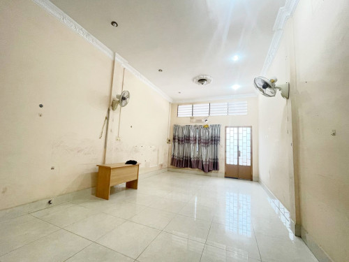 ផ្ទះសម្រាប់ជួល នៅទួលទំពូង | House for rent at Toul Tumpong