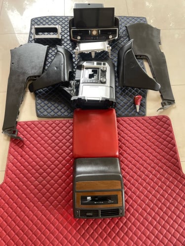 ឈុតគ្រឿងក្នុងឡើងសេរី023Toyota Land Cruiser ចាបពីរ08ឡើងទៅ