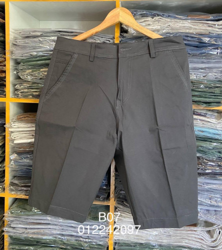 ខោគគីរជើងខ្លី ស្អាតទាន់សម័យ ☎️012242097  ទំហំចង្កេះចាប់ពី 29 ដល់ 44            ( 45kg - 130kg )