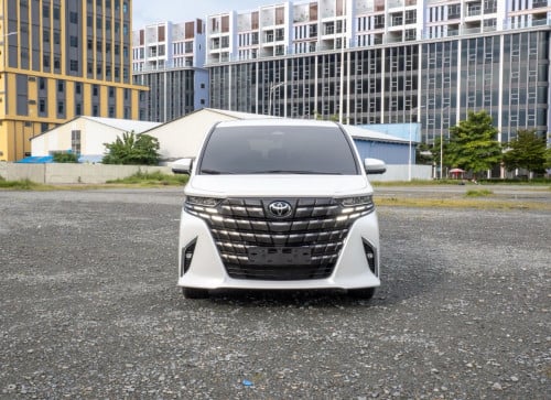 Toyota Alphard hybrid 2024 ឡានថ្មីខ្លាញ់គោ $160000
