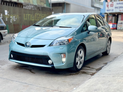 🚘 បង់រំលស់​១០០%ពុំចាំបាច់មានប្រាក់ចូលរួម​ការប្រាក់​ 0.65%កំពូលអប់សិន Prius 2012 option 5 Advance