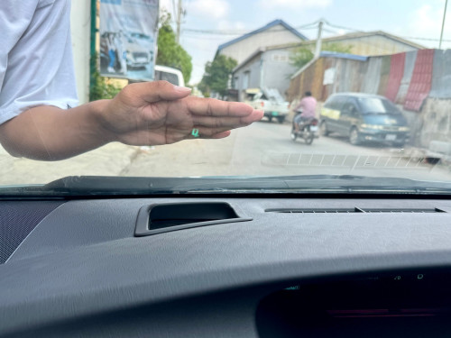 🚘 បង់រំលស់​១០០%ពុំចាំបាច់មានប្រាក់ចូលរួម​ការប្រាក់​ 0.65%កំពូលអប់សិន Prius 2012 option 5 Advance
