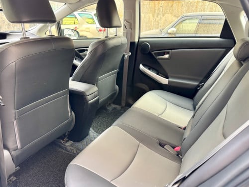 🚘 បង់រំលស់​១០០%ពុំចាំបាច់មានប្រាក់ចូលរួម​ការប្រាក់​ 0.65%កំពូលអប់សិន Prius 2012 option 5 Advance
