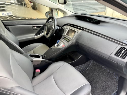 🚘 បង់រំលស់​១០០%ពុំចាំបាច់មានប្រាក់ចូលរួម​ការប្រាក់​ 0.65%កំពូលអប់សិន Prius 2012 option 5 Advance