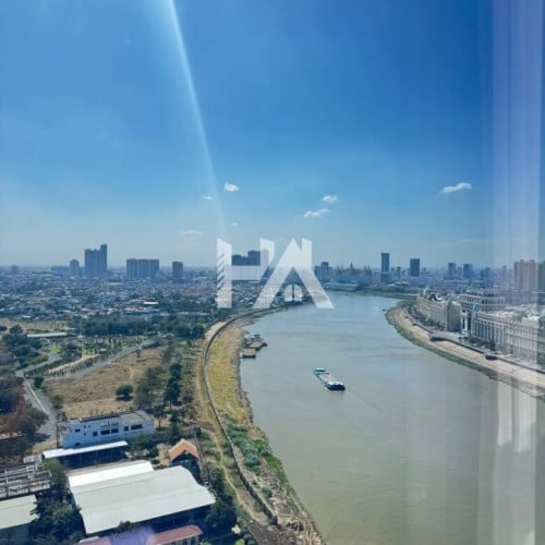 1 bed + 1 bath Studio | Vue Aston