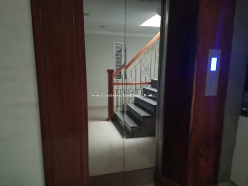 1Bedroom Apartment Elevator near st 271 7makara bridge Toul Kork