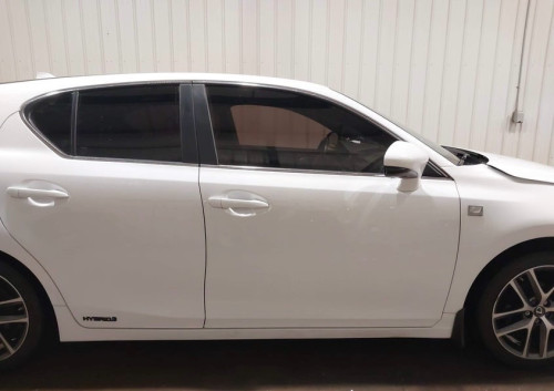2014 Lexus ct 200h F sport សាង