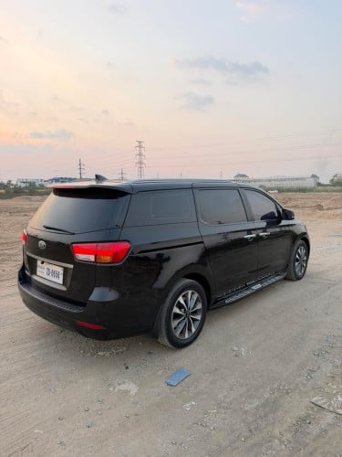 2015 Kia carnival