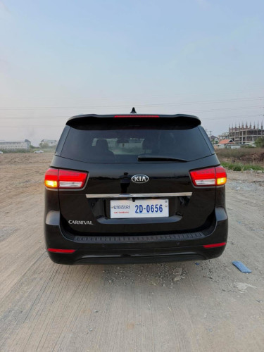 2015 Kia carnival