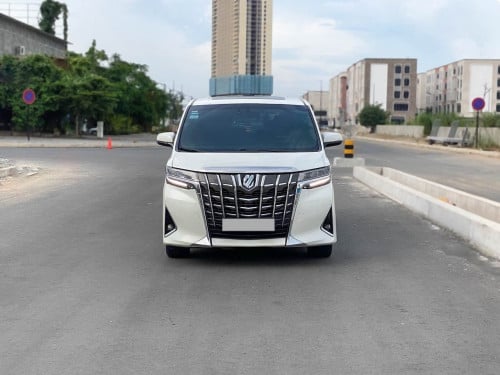 2016 Toyota Alphard 3.5 V6 (Upgraded Exterior)