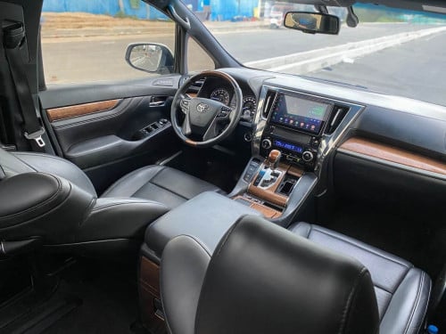2016 Toyota Alphard 3.5 V6 (Upgraded Exterior)