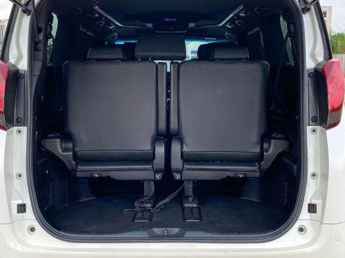 2016 Toyota Alphard 3.5 V6 (Upgraded Exterior)