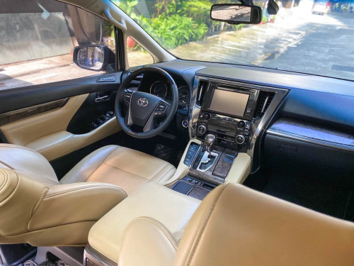 2019 Toyota Alphard 3.5 V6 Luxury MPV