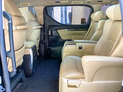 2019 Toyota Alphard 3.5 V6 Luxury MPV