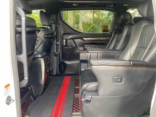 2019 Toyota Alphard 3.5 V6 Luxury MPV