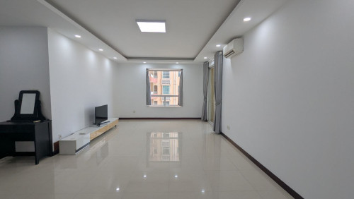 3-Bedroom Apartment for Rent – Tonle Bassac Area
