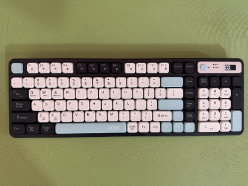 ថ្មកាន់ខ្លាំង Acer Bluetooth Wireless Type C Keyboard