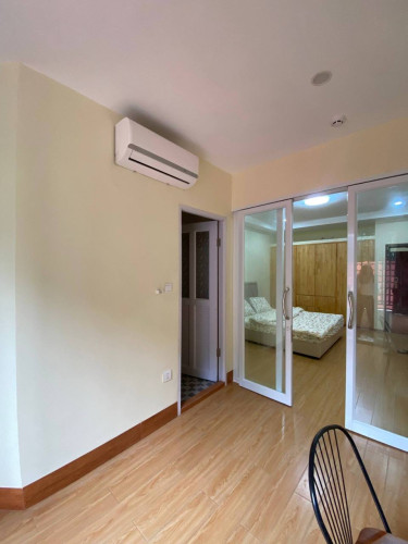 Apartment for rent ផ្សារដីហ៊ុយ