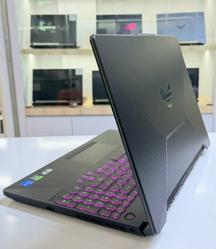 ASUS TUF FX506/i5-11th/16GB/M.2 512GB/RTX3050(4G)/15.7"(144hz)/RGB