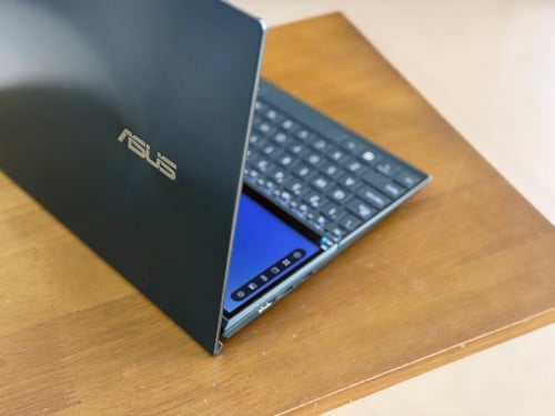 Asus ZenBook Duo UX482EAR ( 99% )CPU Core i5-11th, RAM16GB, SSD 512GB, Touch Sreen