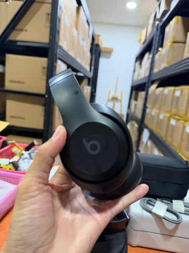 Beats Studio Pro Black 99.99% Like New